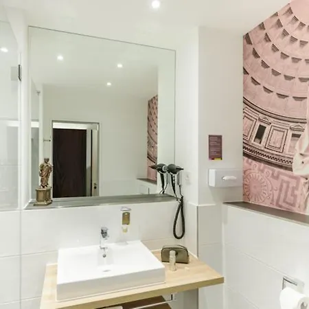 Ibis Styles 3*