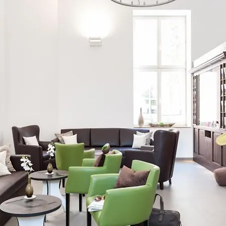 Ibis Styles 3*