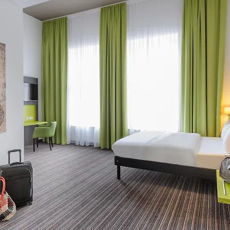 Ibis Styles מלון
