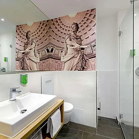 ホテル Ibis Styles 3*
